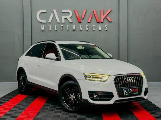AUDI Q3 2.0 TFSI AMBIENTE QUATTRO 4P GASOLINA S TRONIC